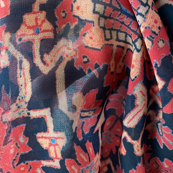 Womens floral button front poncho/cover up, Size XL - Picture 8 of 8